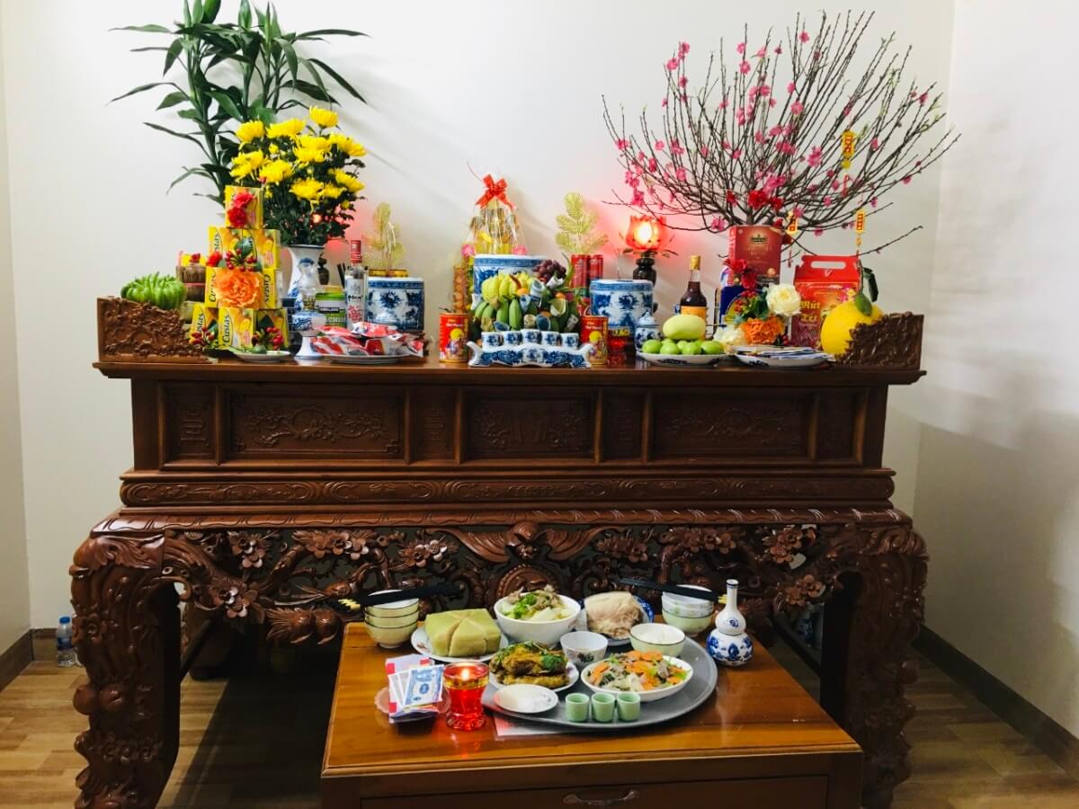 Cách bài trí bàn thờ gia tiên 